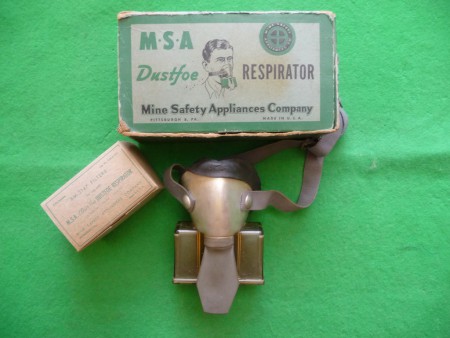 MSA Dustfoe Respirator